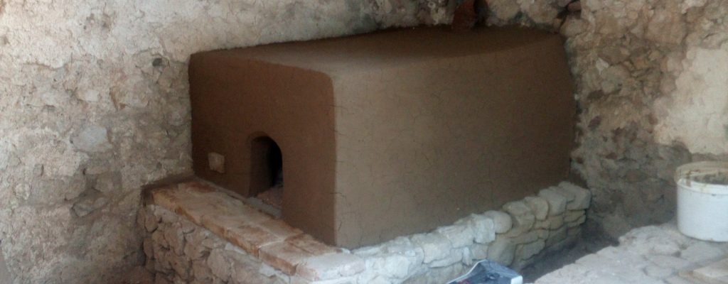 Rekonštrukcia kuchynskej pece na hrade Uhrovec